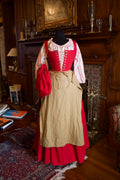Linen Apron With Leather Ties.