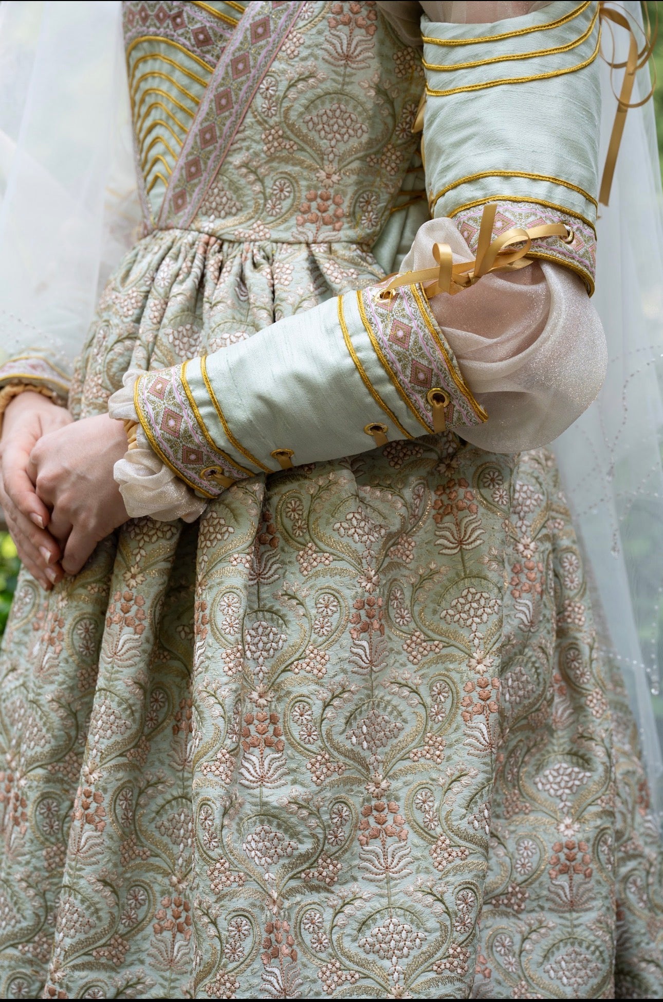 Adelasia's Reversible Detachable Sleeves