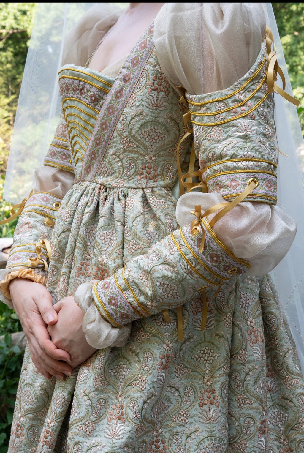 Adelasia's Reversible Detachable Sleeves
